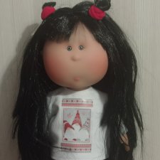 Брюнеточка Мия