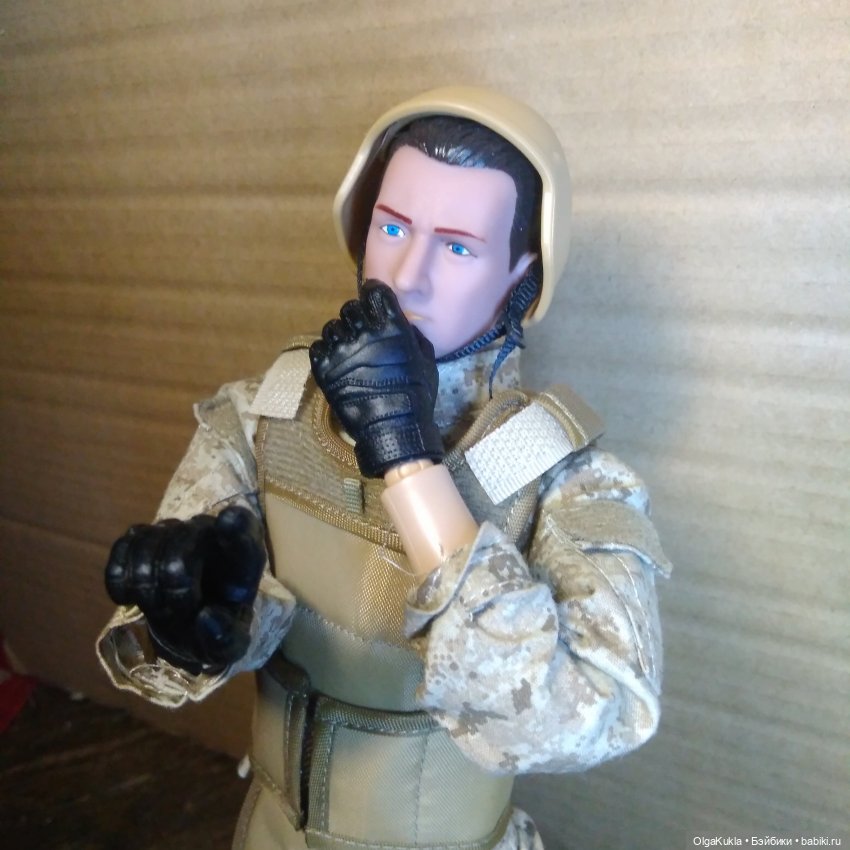 Китайский солдат с Али Экспресс. Рассматриваем и играемся (фото 9)