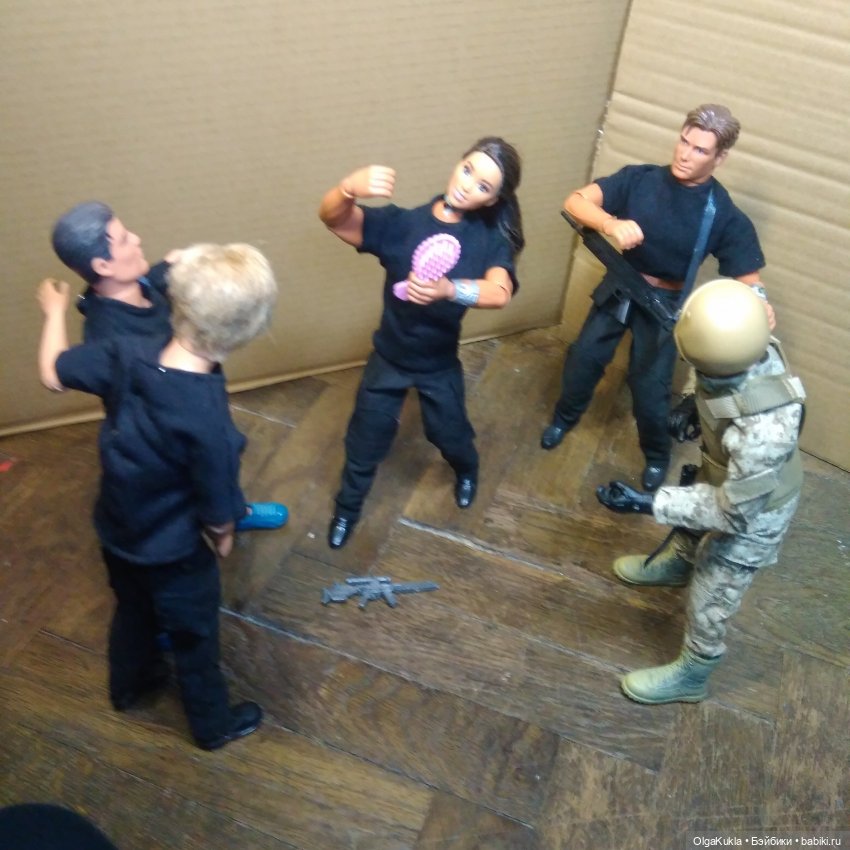 Китайский солдат с Али Экспресс. Рассматриваем и играемся