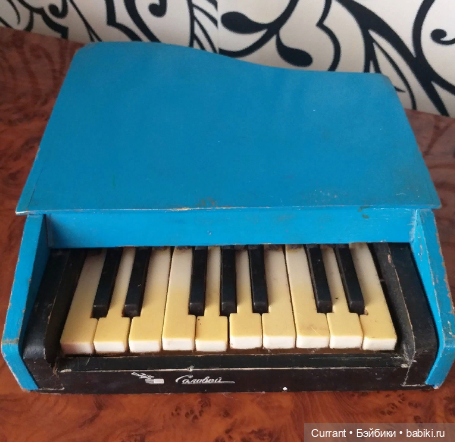 Пианино и рояль СССР — Игрушки СССР и советского детства: резиновые