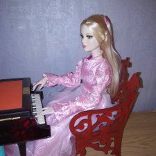 Музыкальный подарок: рояль из конфет