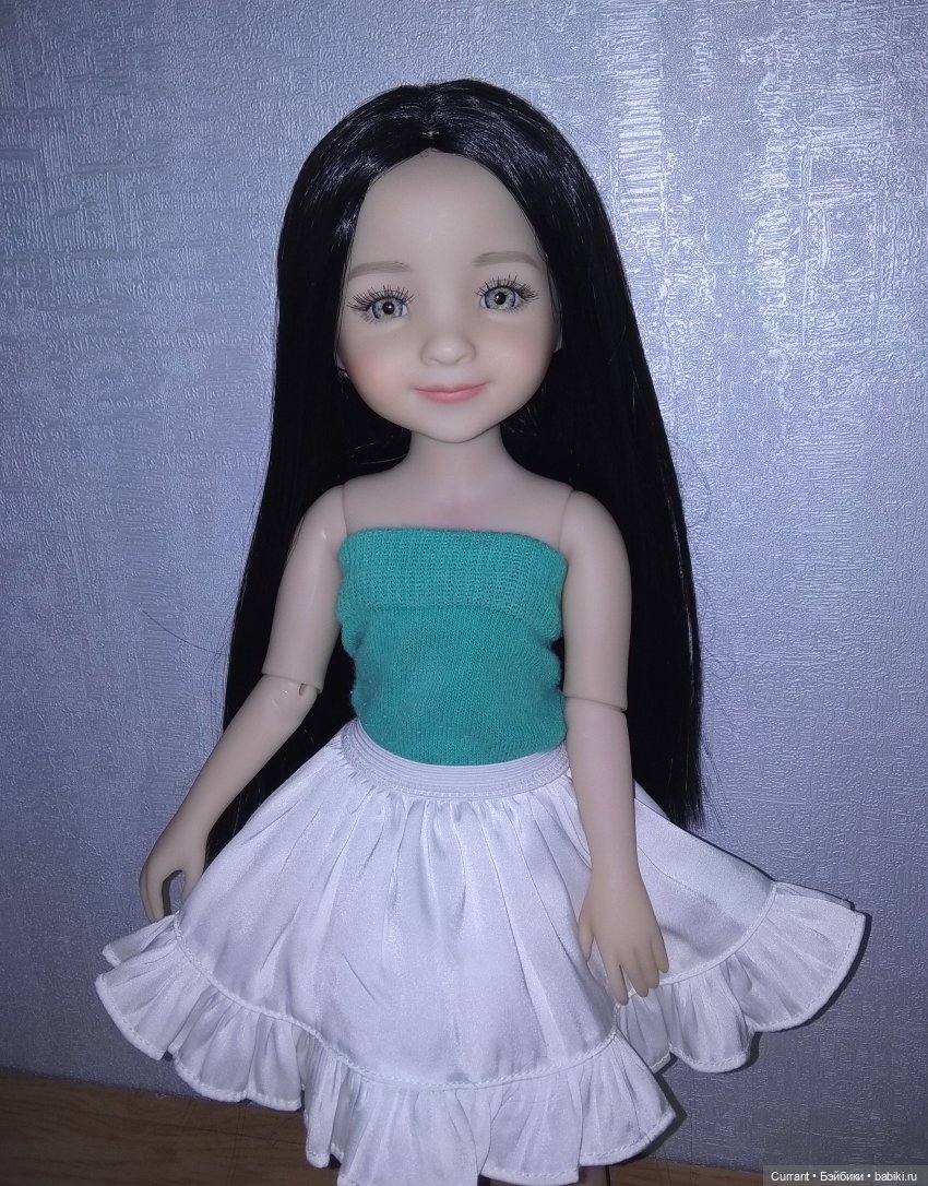 Сара от Ruby Red. Подбираем образ