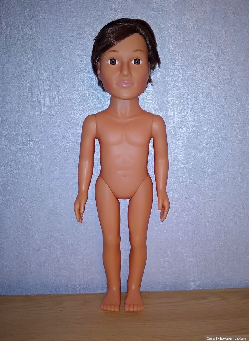 Настоящие игровые мальчики - мускулистые тела, мужественные лица