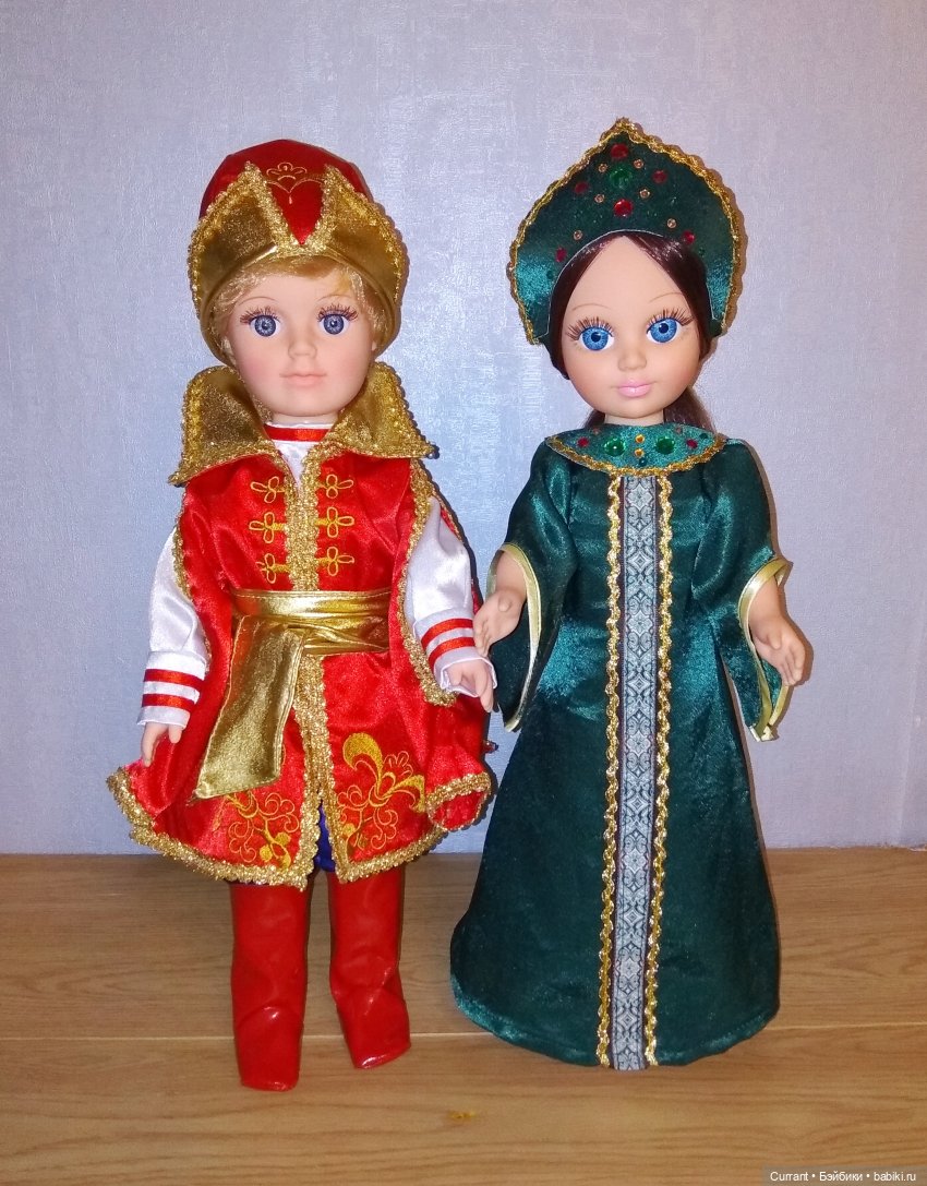 Настоящие игровые мальчики - мускулистые тела, мужественные лица