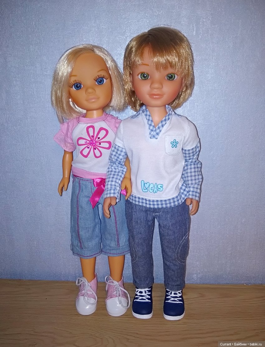 Настоящие игровые мальчики - мускулистые тела, мужественные лица