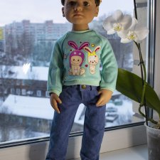 Джинсы и свитшет на кукол Готц и им подобных Джинсы и свитшет на кукол Готц и им подобных