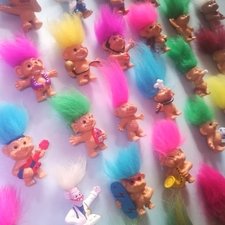 Нужна помощь человека из Петербурга!