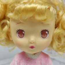 Китайская виниловая куколка pinkneon