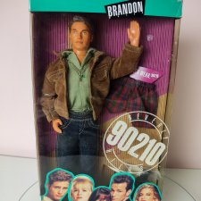 Брэндон Уолш из сериала "Беверли-Хиллз, 90210"