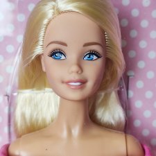 Barbie в стиле Andrew Mukamal