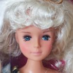 Кукла Betty Golden блондинка