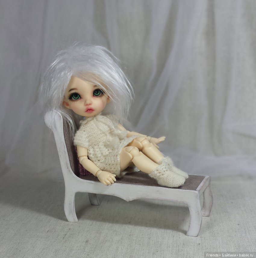 Уютный диванчик-рекамье | Бэйбики Уютный диванчик-рекамье — Куклы Fairyland (ФэйриЛэнд): BJD (БЖД) (фото 4)