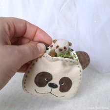 Малыш панда с сумочкой