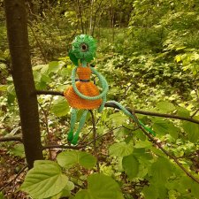 Лесная фея или девушка-монстр?