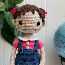 Куклы бывают разные. Даже вязаные