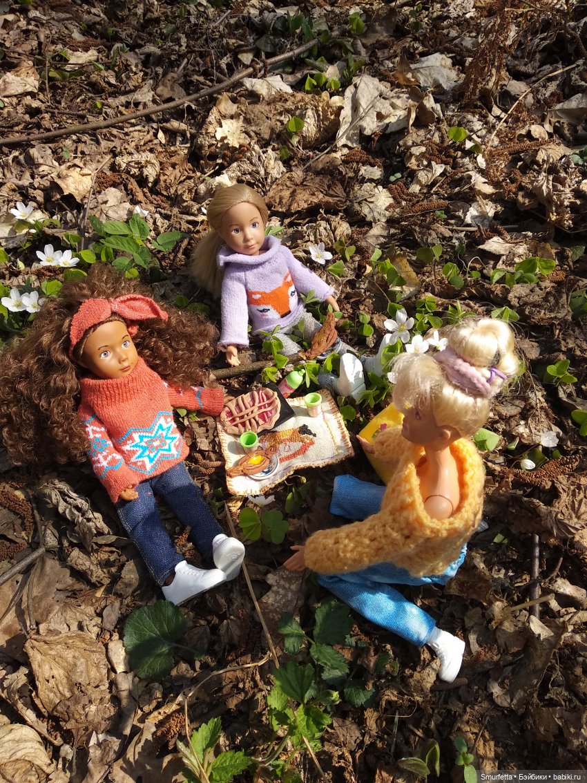 "Носочно-свитерочные" истории или весенний пикник