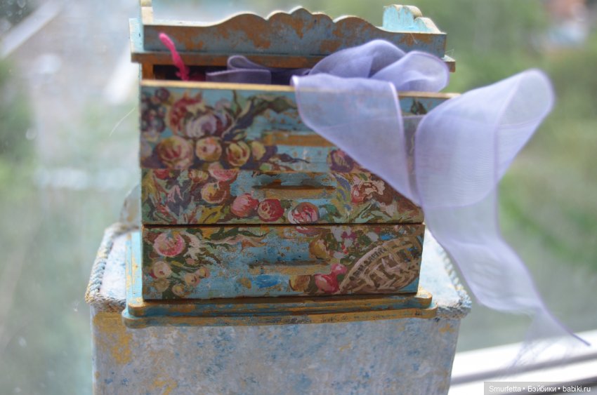 Роспись мебели для Крузелингов