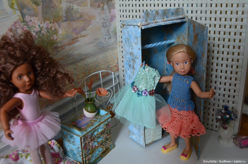 Роспись мебели для Крузелингов