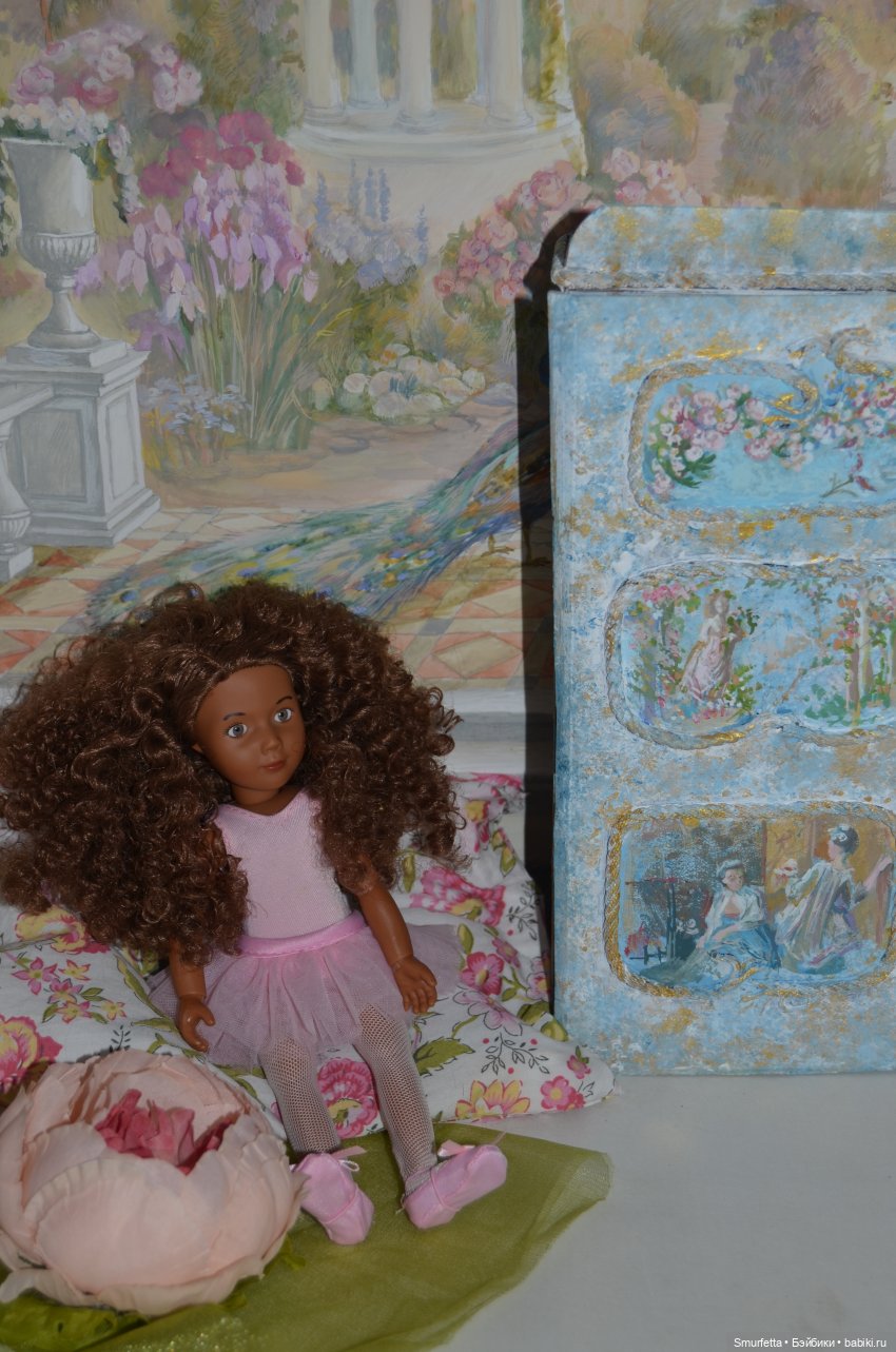 Роспись мебели для Крузелингов