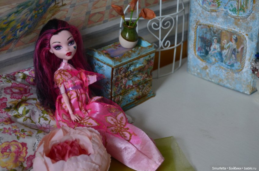 Роспись мебели для Крузелингов