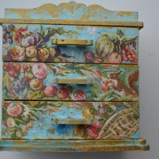 Роспись мебели для Крузелингов