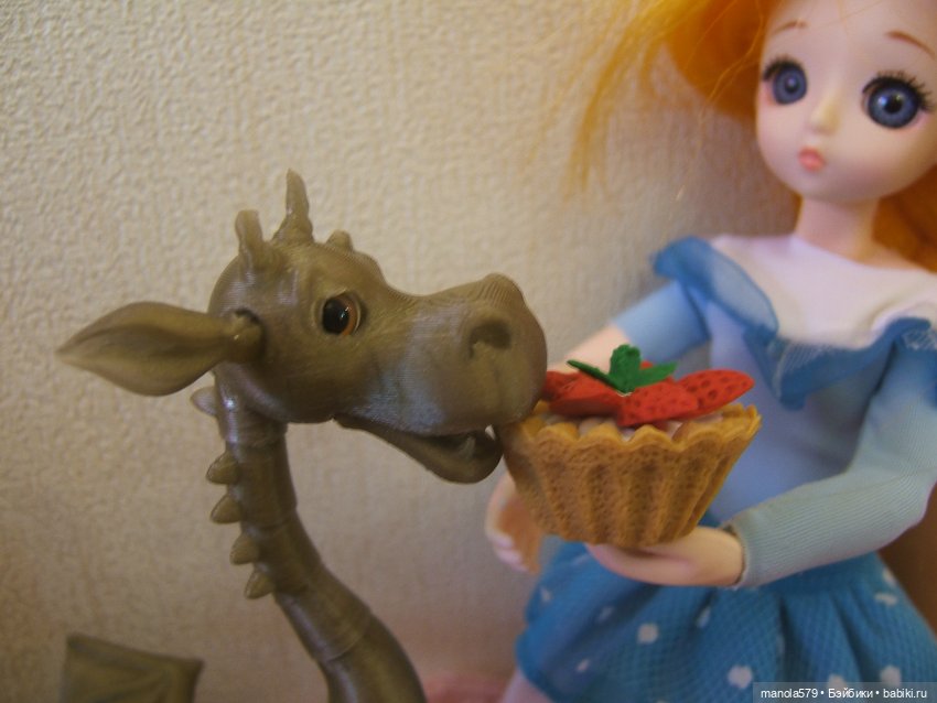 Всё чудесатее и чудесатее! Знакомство с драконом и не только))