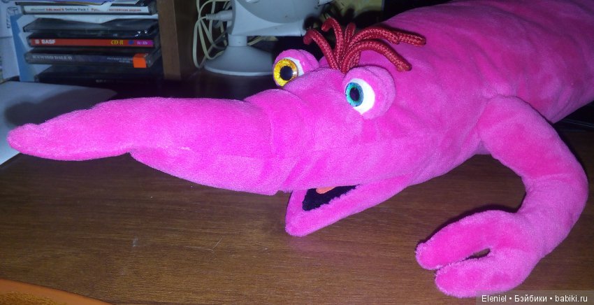 Знакомьтесь - это Мили и Киди. Забавные существа, которые снимаются в развлекательной передаче для детей (6+) и подростков