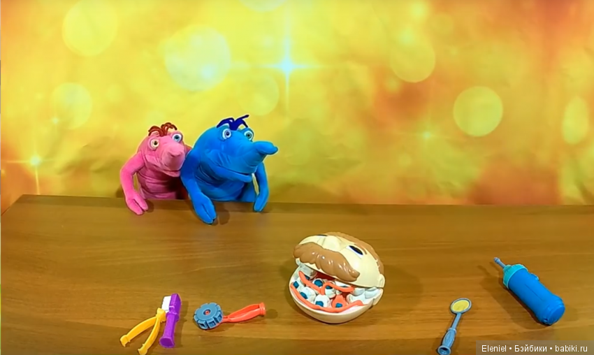 Знакомьтесь - это Мили и Киди. Забавные существа, которые снимаются в развлекательной передаче для детей (6+) и подростков