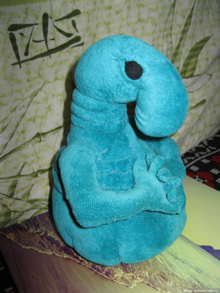 А у Вас, есть (сохранились) игрушки с детства, сделанные Вашими руками