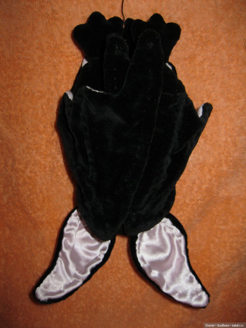 А у Вас, есть (сохранились) игрушки с детства, сделанные Вашими руками