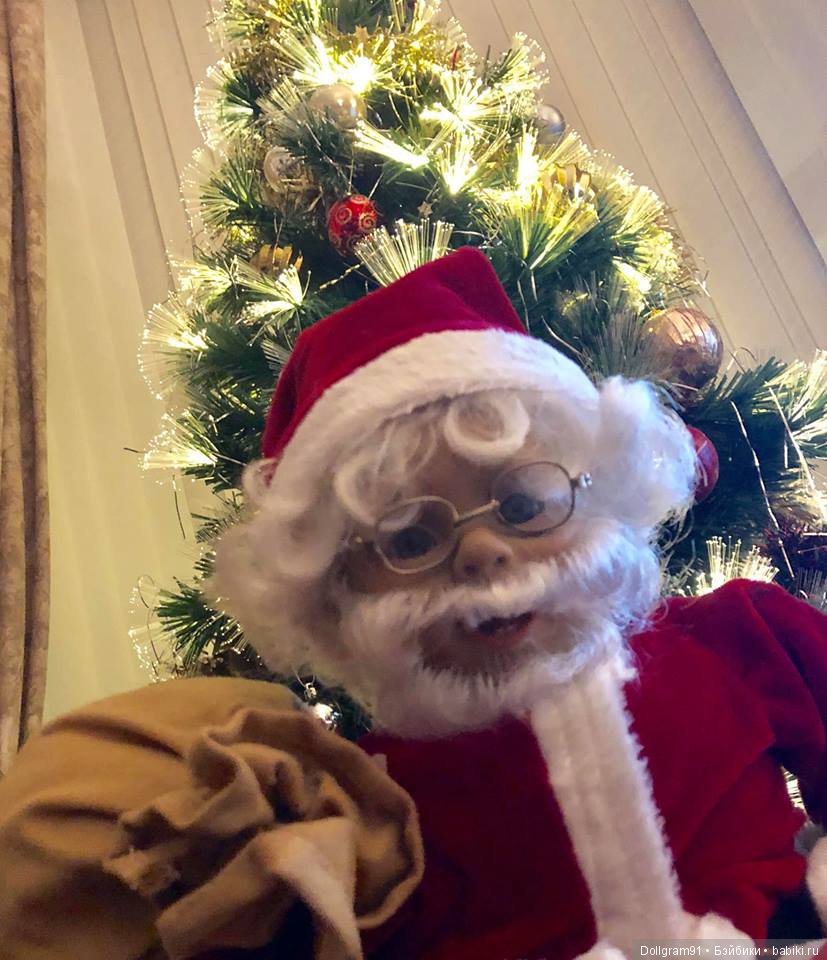 Christmas PhotoShoot with Saint Dolly