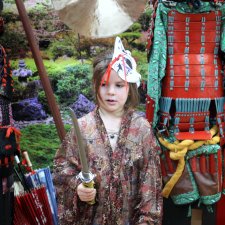 Кошка-модница на выставке "Япония. Куклы, сказки и легенды"