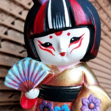 Авторская роспись и фото в образе на выставке "Япония. Куклы, сказки и легенды"