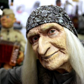 "Бабушка" на выставке "Куклы с характером. Четвертая высота"