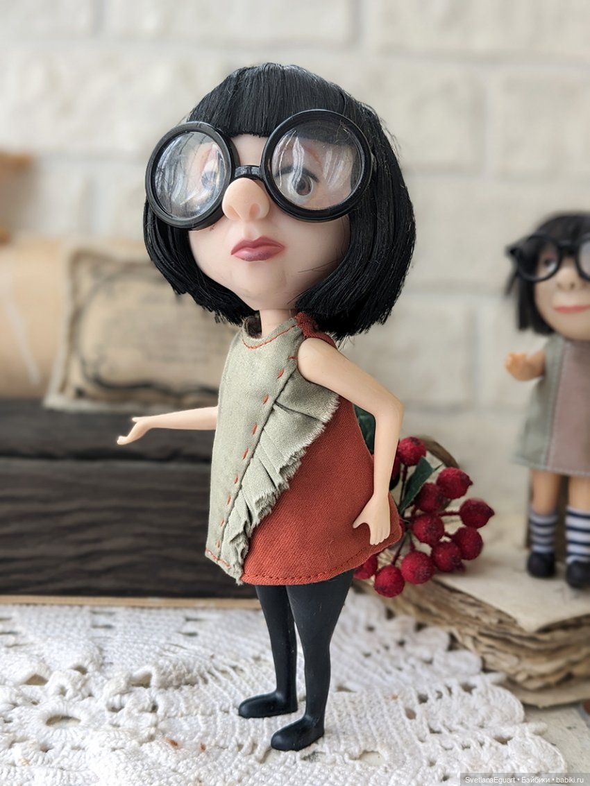 Кукла Эдна Мод (Edna Mode): Суперсемейка (The Incredibles) (фото 3)