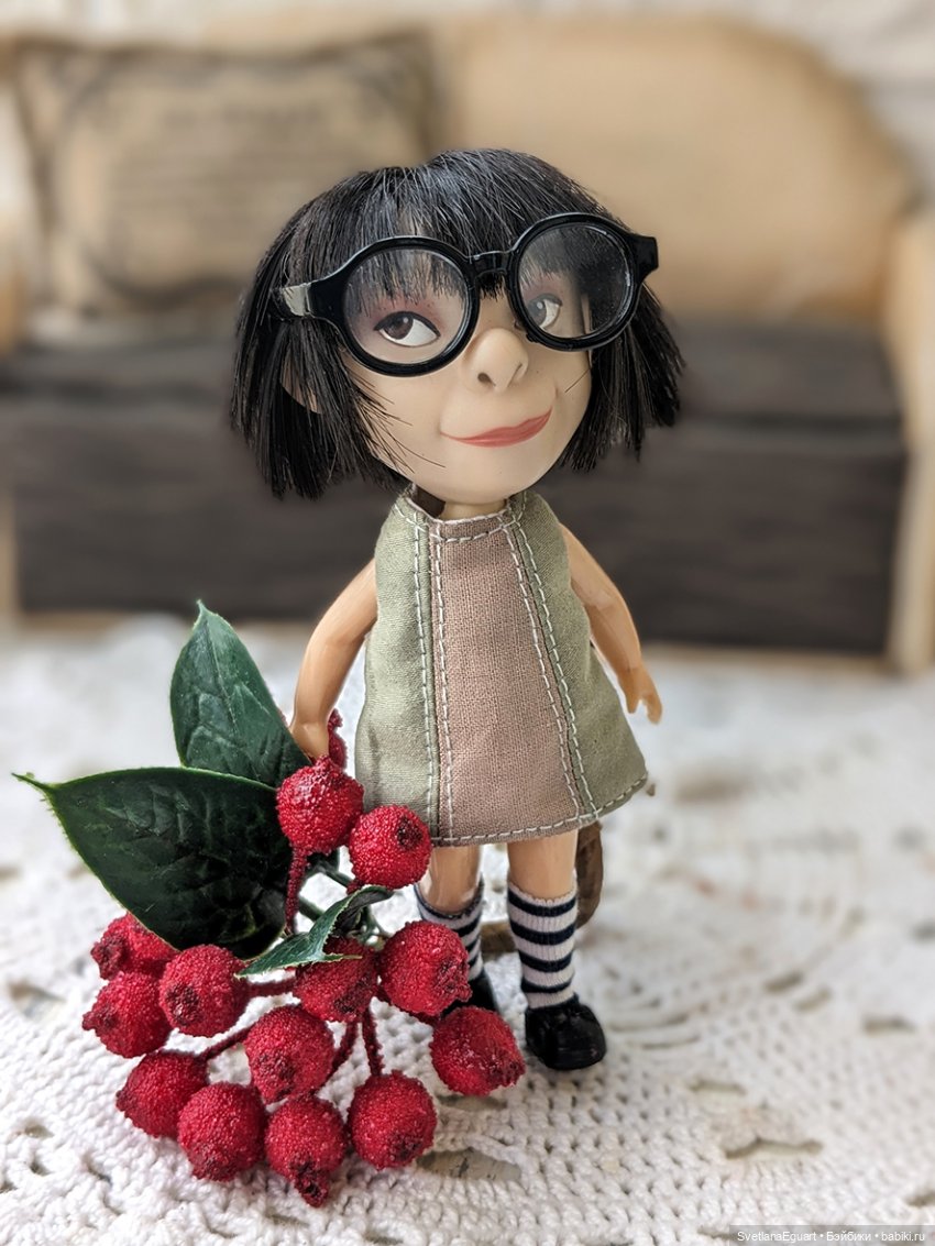 Кукла Эдна Мод (Edna Mode): Суперсемейка (The Incredibles) (фото 9)