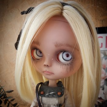 Шадория - девочка с болот