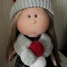 Совершенно новая куколка Мия в красивом аутфите Совершенно новая куколка Мия в красивом аутфите