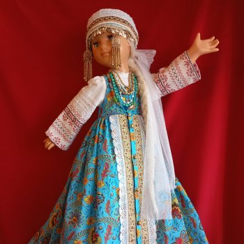 «Во всех ты, душенька, нарядах хороша!..» Хороводница