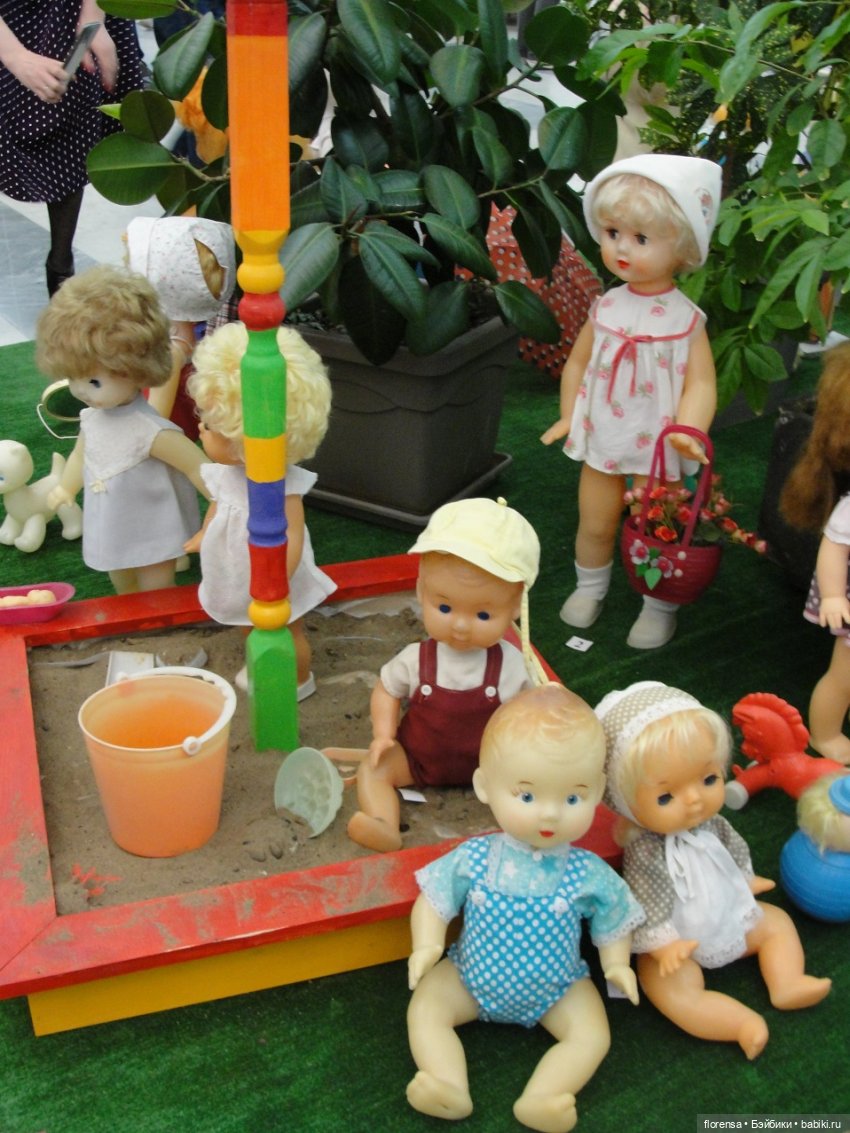 "Всю жизнь играем в куклы". Выставка в Самаре | Бэйбики "Всю жизнь играем в куклы". Выставка в Самаре