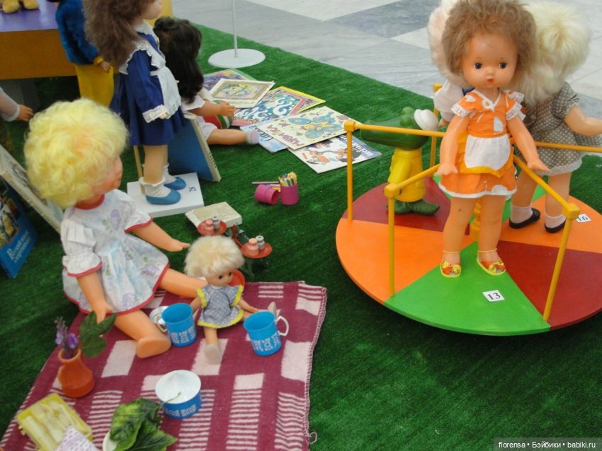 "Всю жизнь играем в куклы". Выставка в Самаре | Бэйбики "Всю жизнь играем в куклы". Выставка в Самаре