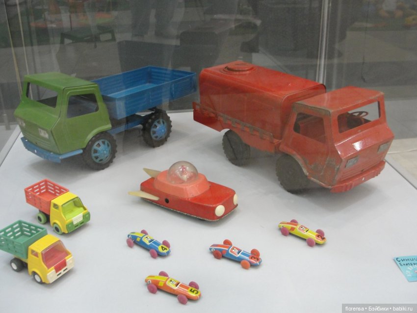 "Всю жизнь играем в куклы". Выставка в Самаре | Бэйбики "Всю жизнь играем в куклы". Выставка в Самаре