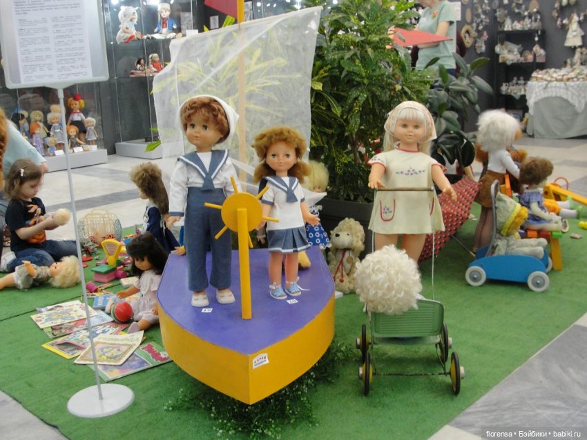 "Всю жизнь играем в куклы". Выставка в Самаре | Бэйбики "Всю жизнь играем в куклы". Выставка в Самаре (фото 9)