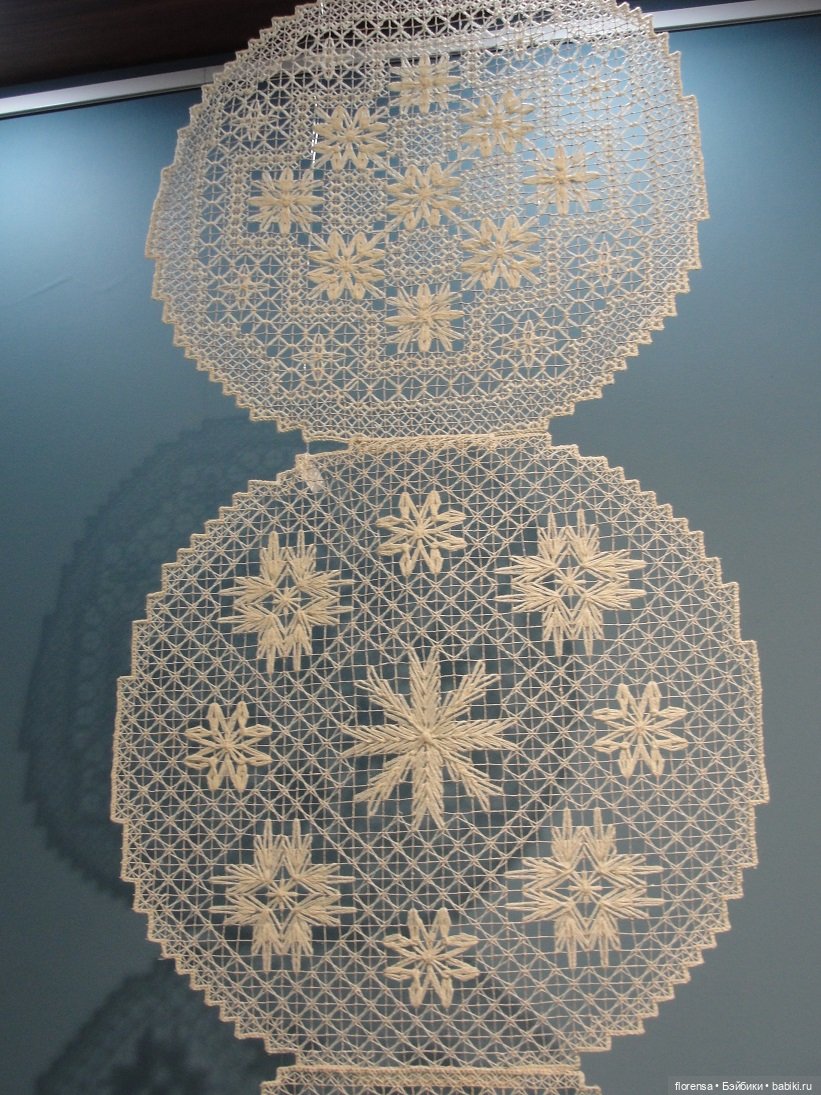 В кружевном лесу — Культура