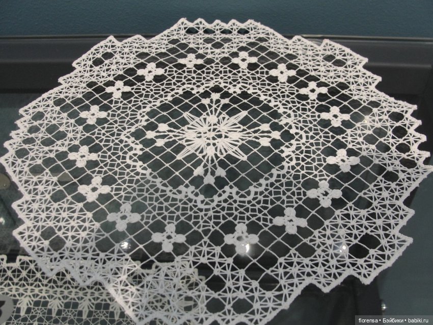 В кружевном лесу — Культура