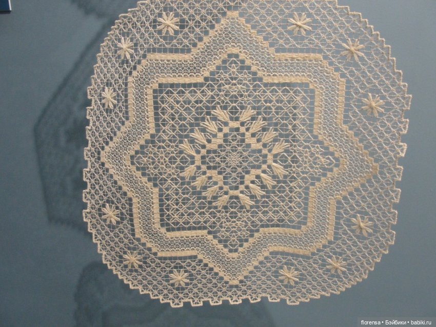 В кружевном лесу — Культура