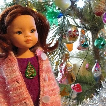 Инма у ёлочки