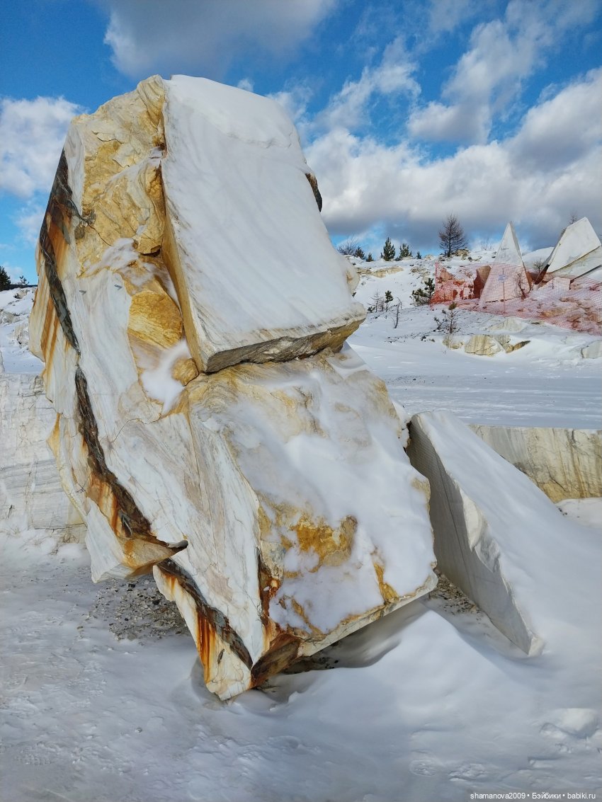 Поездка на Мраморный карьер в Бугульдейке и на Хивусах вокруг Ольхона (Байкал) (фото 10)