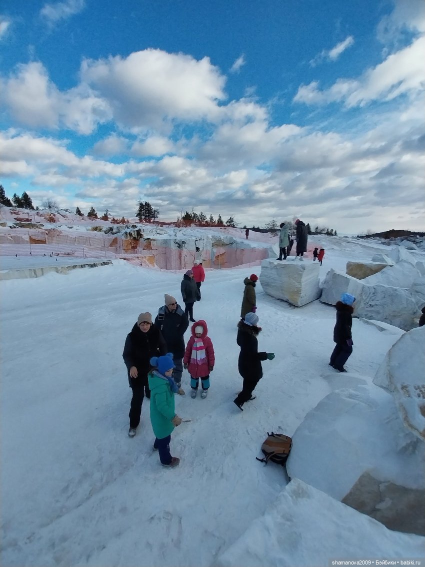 Поездка на Мраморный карьер в Бугульдейке и на Хивусах вокруг Ольхона (Байкал)