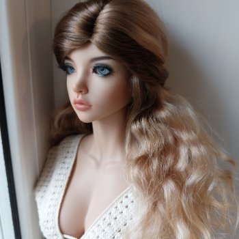 Новый парик для Мари к лету